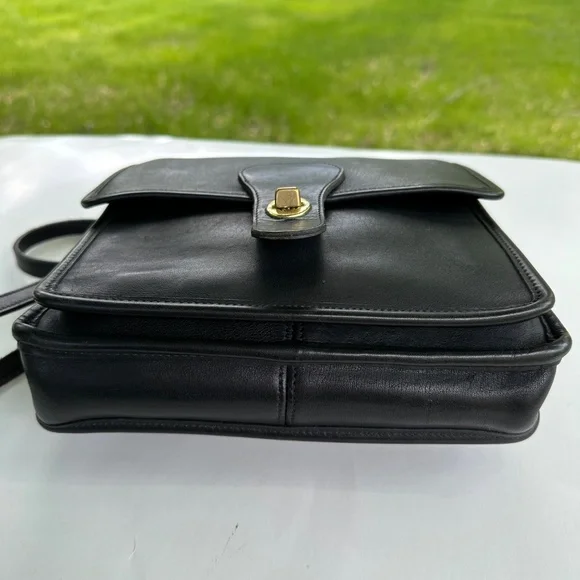 Vintage Coach 5130 Black Leather Station Satchel Crossbody Bag Brass Hardware - Picture 9 of 16